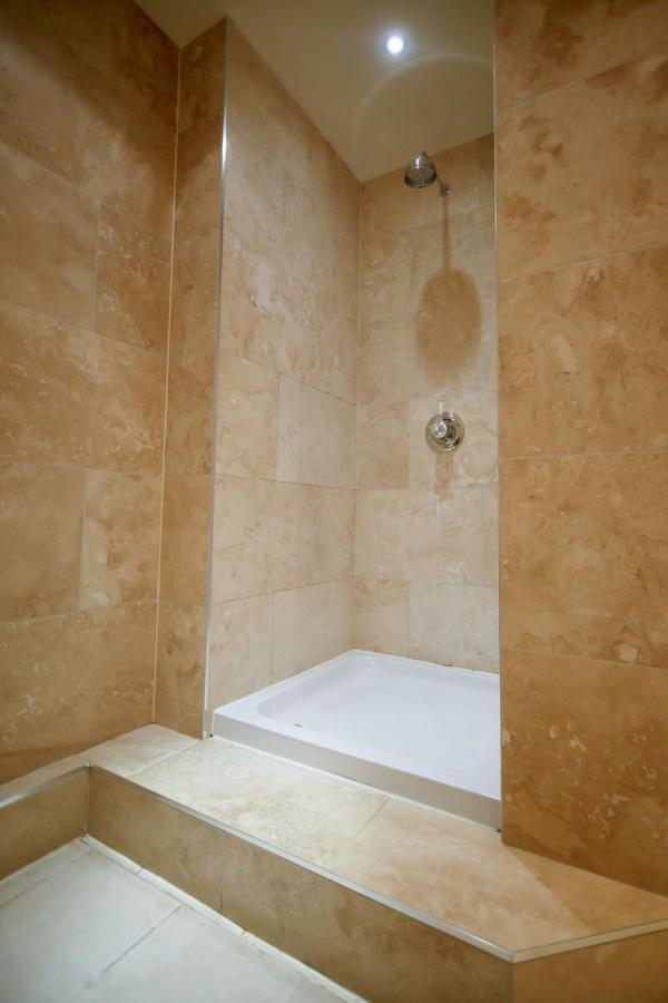 קלית'רו Mitton Hall Hotel חדר תמונה